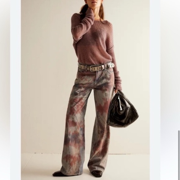 NWT We the Free Aurora, Starlit, rhinestone embellished mid rise flare leg jeans - Picture 2 of 9